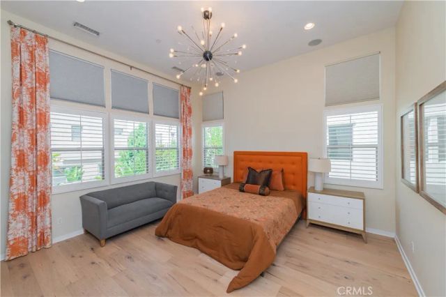 103 Newall, Irvine, CA 92618