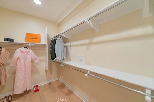 103 Newall, Irvine, CA 92618