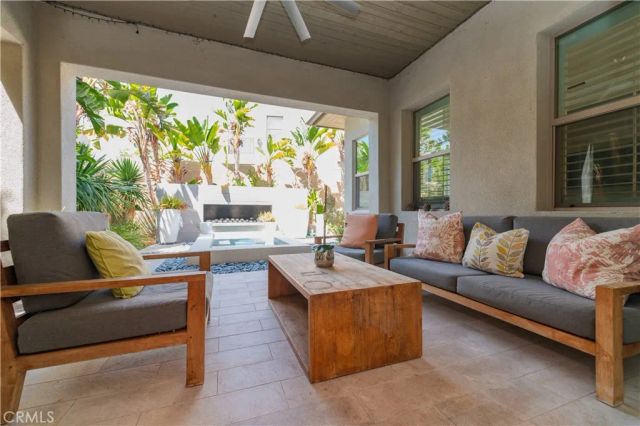 103 Newall, Irvine, CA 92618