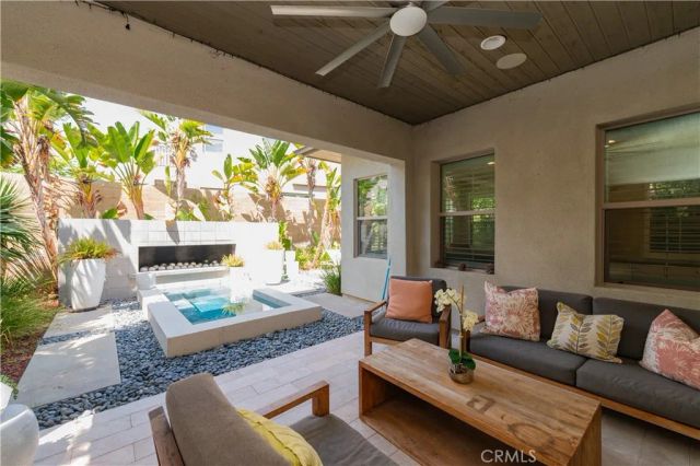 103 Newall, Irvine, CA 92618