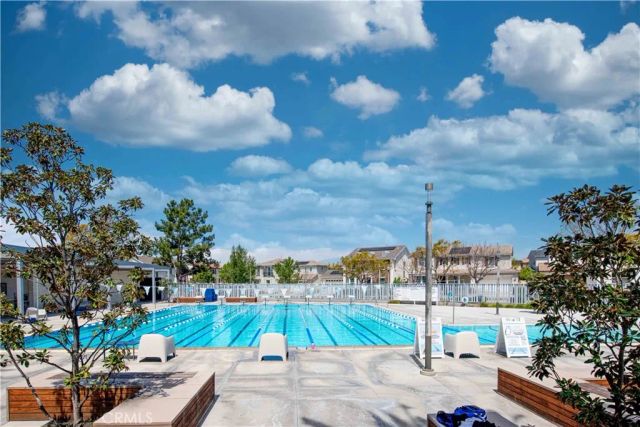 103 Newall, Irvine, CA 92618