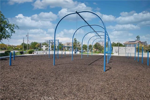 103 Newall, Irvine, CA 92618