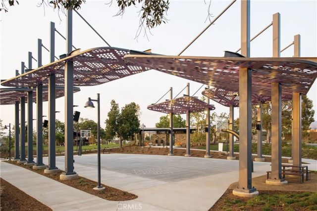 103 Newall, Irvine, CA 92618