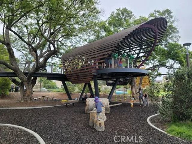 103 Newall, Irvine, CA 92618