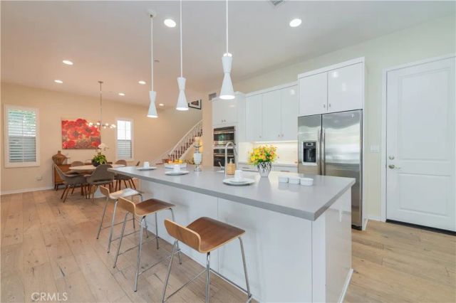 103 Newall, Irvine, CA 92618