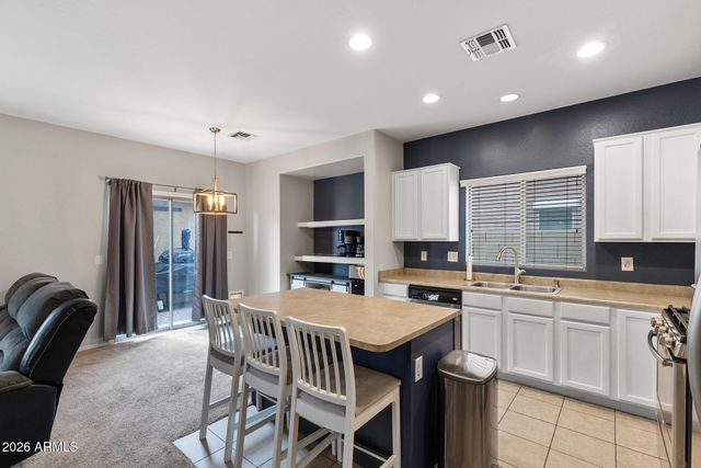 14186 W COUNTRY GABLES Drive, Surprise, AZ 85379