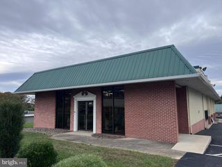 871 W KING, Shippensburg, PA 17257