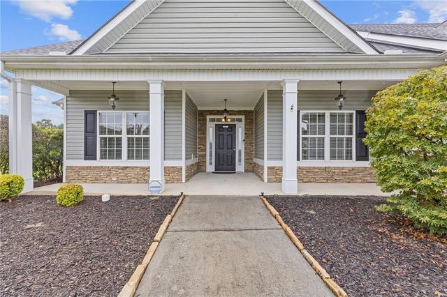 1162 Mason Lee Place, Loganville, GA 30052