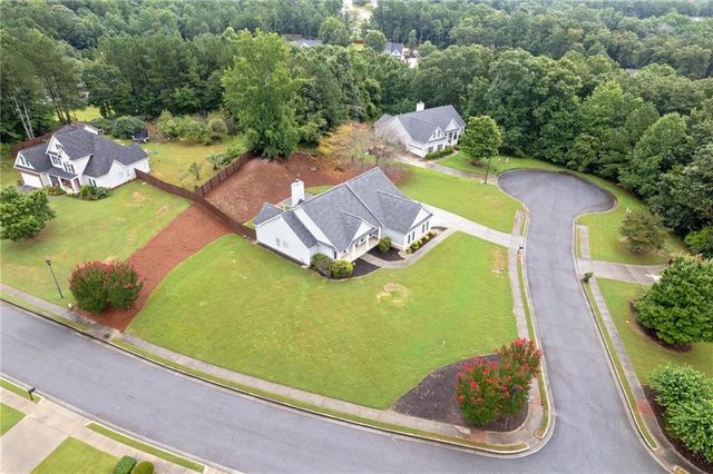 1162 Mason Lee Place, Loganville, GA 30052