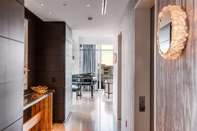 1918 Olive Street 2401, Dallas, TX 75201