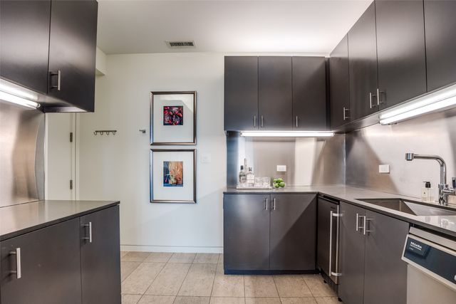 1918 Olive Street 2401, Dallas, TX 75201