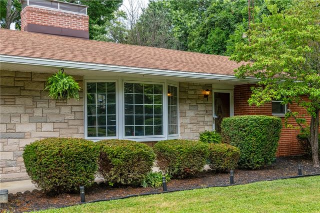 3426 Napanee Drive, Beavercreek, OH 45430