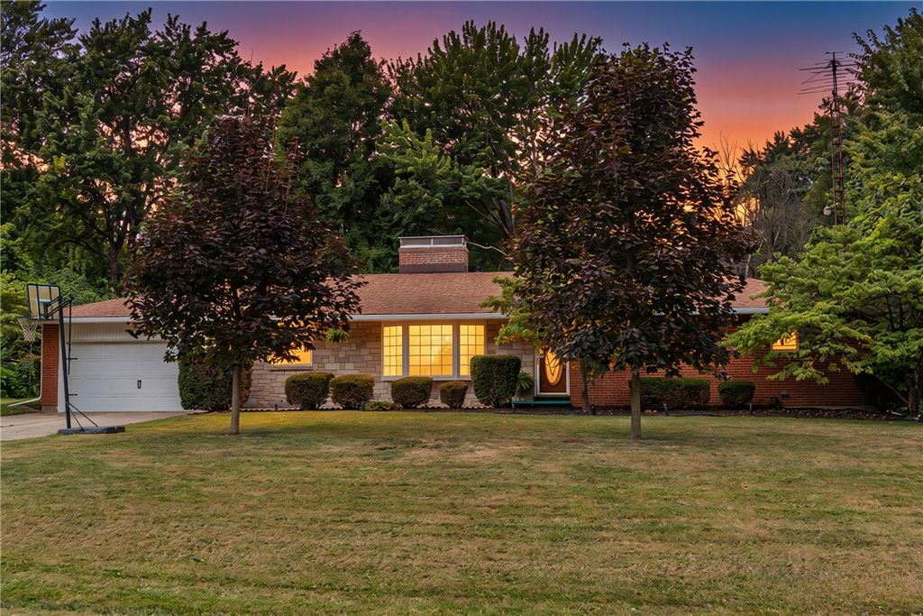 3426 Napanee Drive, Beavercreek, OH 45430