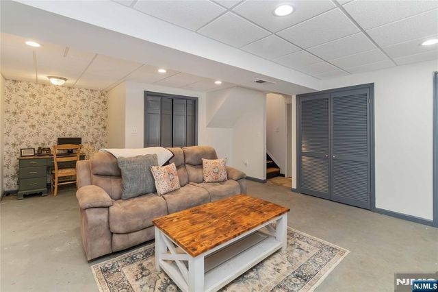 23 Hancock Drive, West Milford, NJ 07480