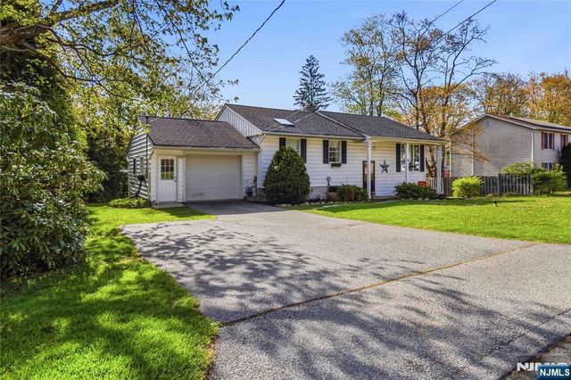 23 Hancock Drive, West Milford, NJ 07480