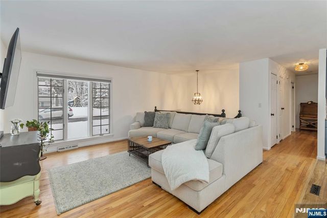 23 Hancock Drive, West Milford, NJ 07480