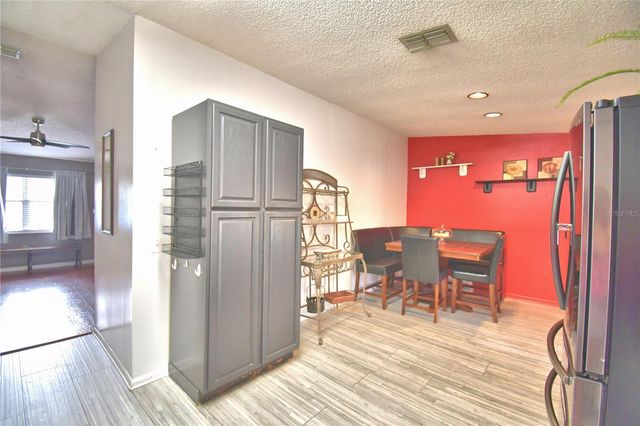 4853 COLONNADES CIRCLE E, Lakeland, FL 33811