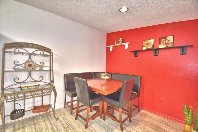 4853 COLONNADES CIRCLE E, Lakeland, FL 33811