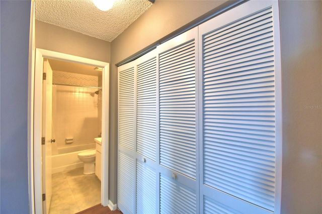 4853 COLONNADES CIRCLE E, Lakeland, FL 33811
