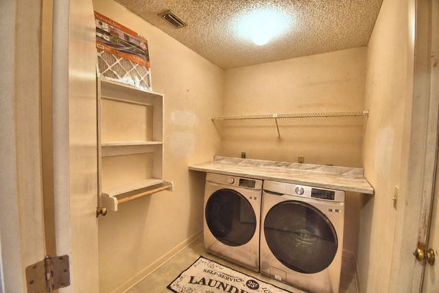 4853 COLONNADES CIRCLE E, Lakeland, FL 33811