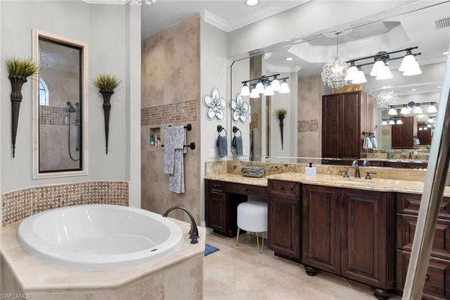 1785 Piedmont CT, Marco Island, FL 34145