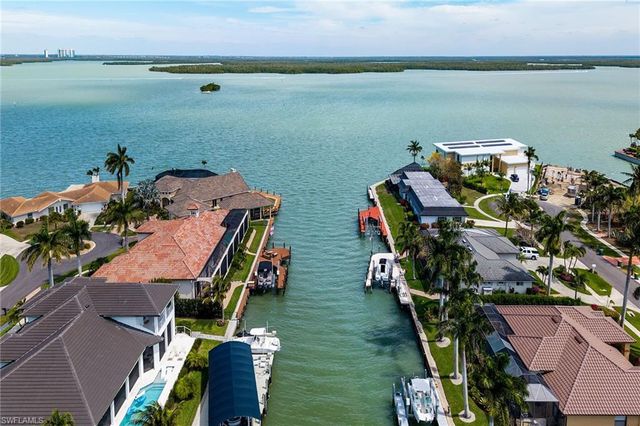 1785 Piedmont CT, Marco Island, FL 34145