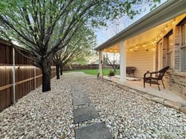 2701 Indian Oak Drive, Mckinney, TX 75071