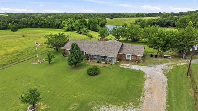 1108 S Farm Market 2077, Dodd City, TX 75438