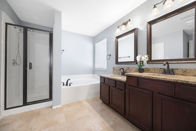 1009 Chesterfield Drive, Murphy, TX 75094