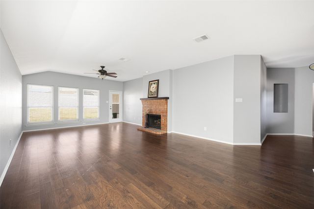 1009 Chesterfield Drive, Murphy, TX 75094