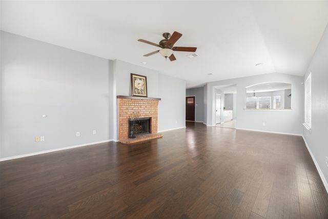 1009 Chesterfield Drive, Murphy, TX 75094