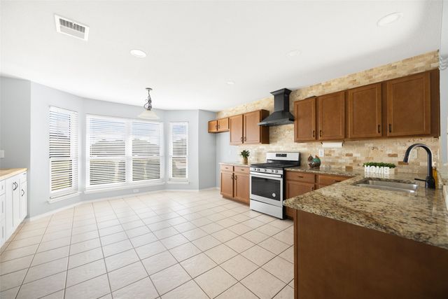 1009 Chesterfield Drive, Murphy, TX 75094