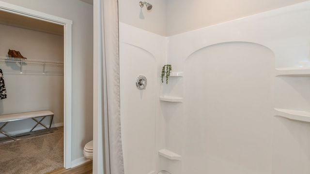 922 33rd Street SE, Altoona, IA 50009