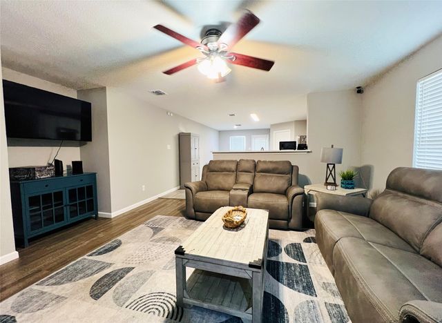 856 Poncho Lane, Fort Worth, TX 76052
