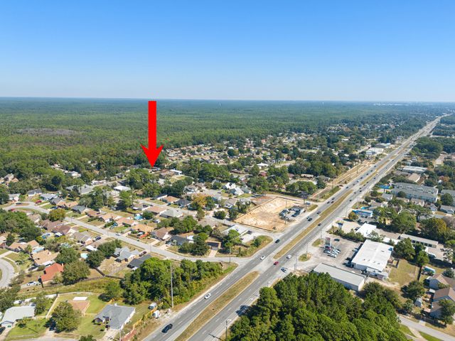 36 Lee Lane, Mary Esther, FL 32569