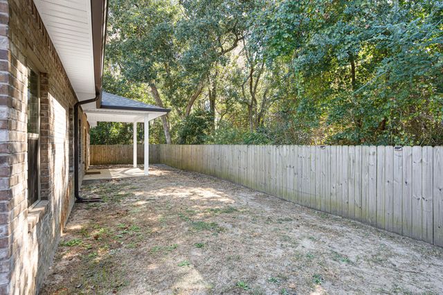 36 Lee Lane, Mary Esther, FL 32569