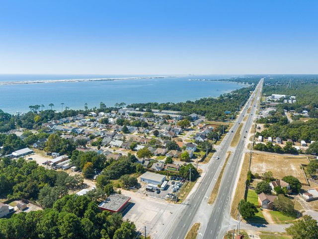 36 Lee Lane, Mary Esther, FL 32569