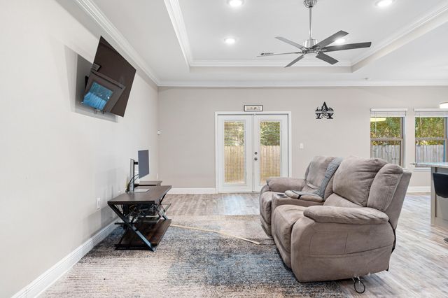 36 Lee Lane, Mary Esther, FL 32569