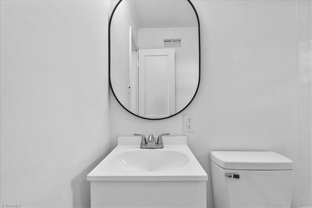 1804 Villa Drive, Greensboro, NC 27403