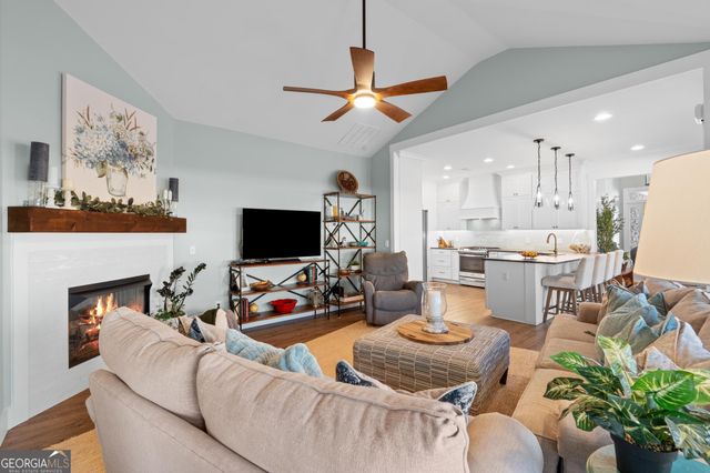 18 Stone Court, Newnan, GA 30265