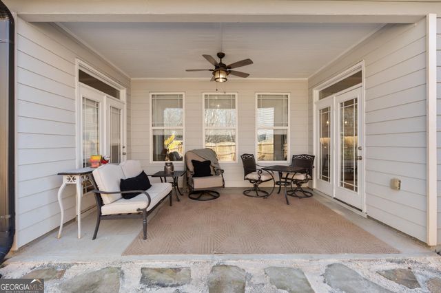 18 Stone Court, Newnan, GA 30265