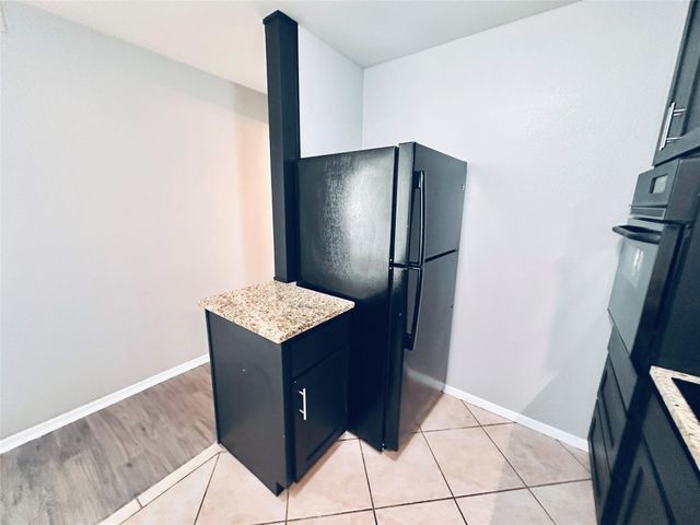 601 W 11th ST 227, Austin, TX 78701