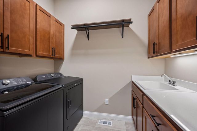 9977 Jack Pine Lane, Corcoran, MN 55374