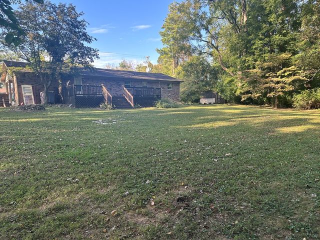 303 Millbrooke Drive, Hopkinsville, KY 42240