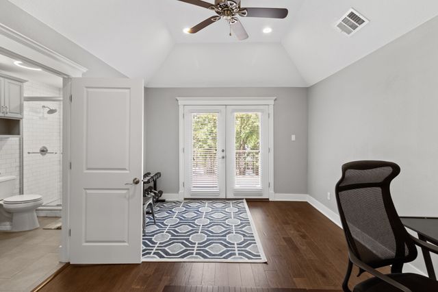 6101 Tiffany Oaks Lane, Arlington, TX 76016