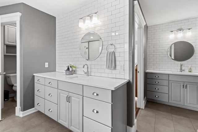 6101 Tiffany Oaks Lane, Arlington, TX 76016