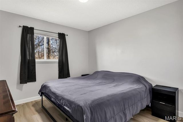 24 Roland Avenue, O'fallon, MO 63366