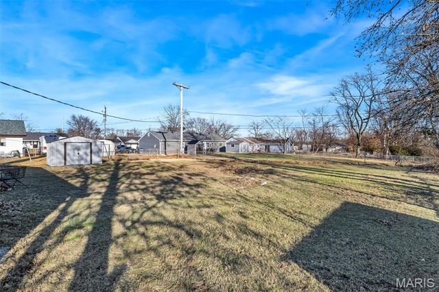 24 Roland Avenue, O'fallon, MO 63366