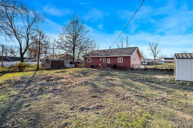 24 Roland Avenue, O'fallon, MO 63366