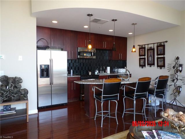 201 N Elm Street 908, Greensboro, NC 27401